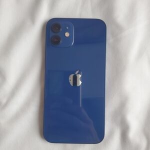 Apple iPhone in Deep Blue